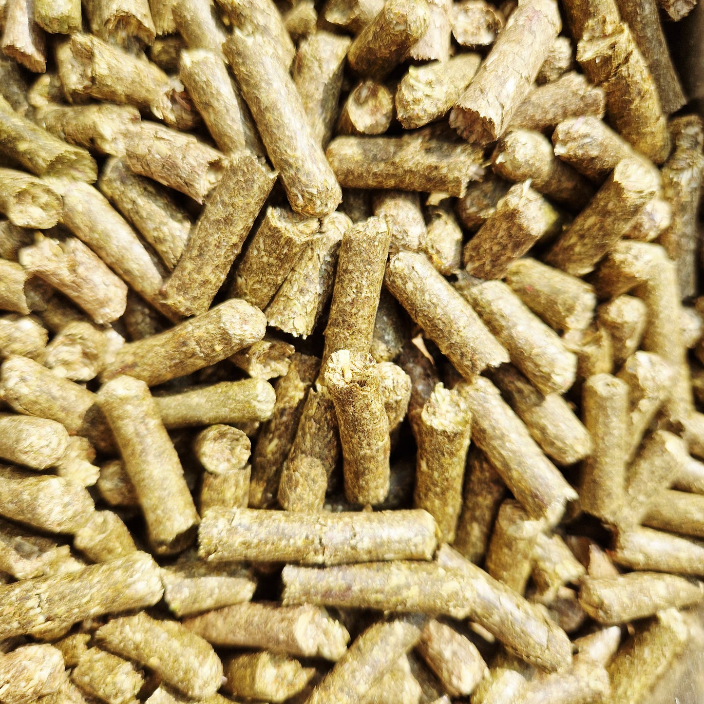 Flower & Herb Hay Pellets