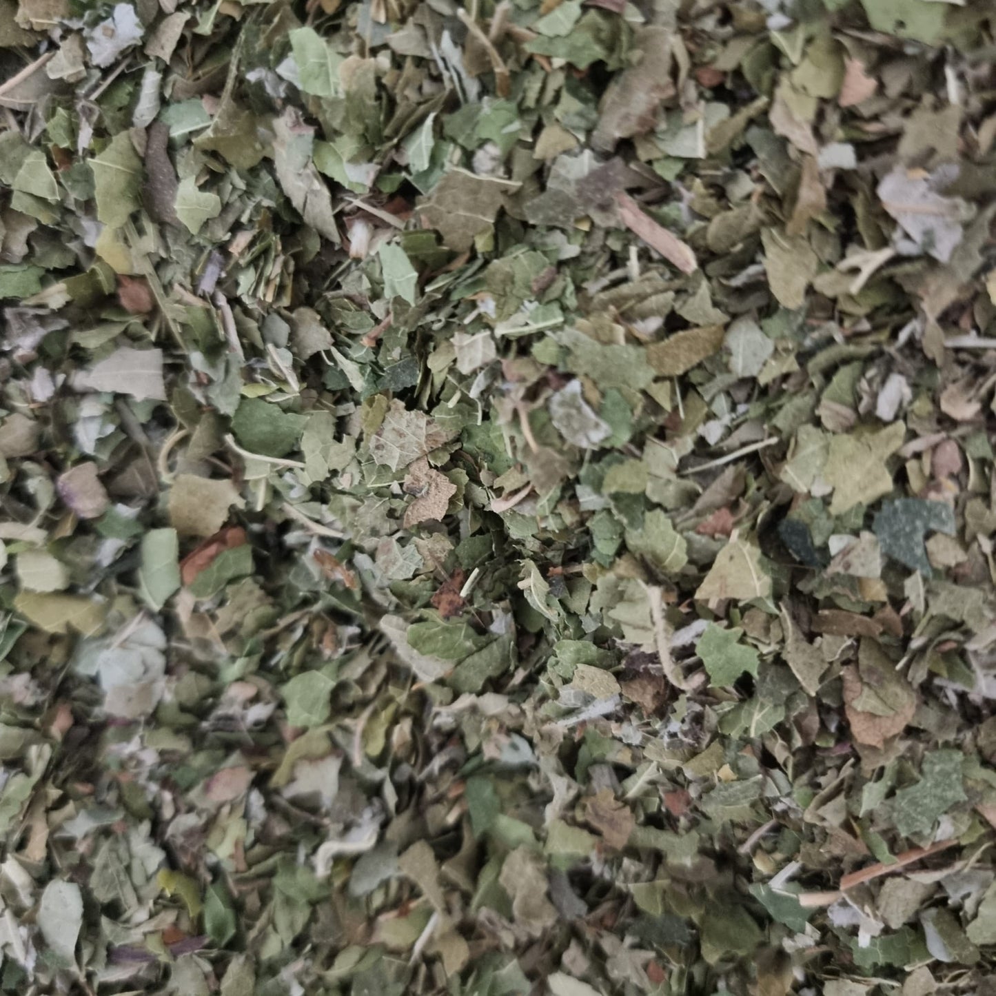 Fine Cut Fruit Leaf (hay topper)