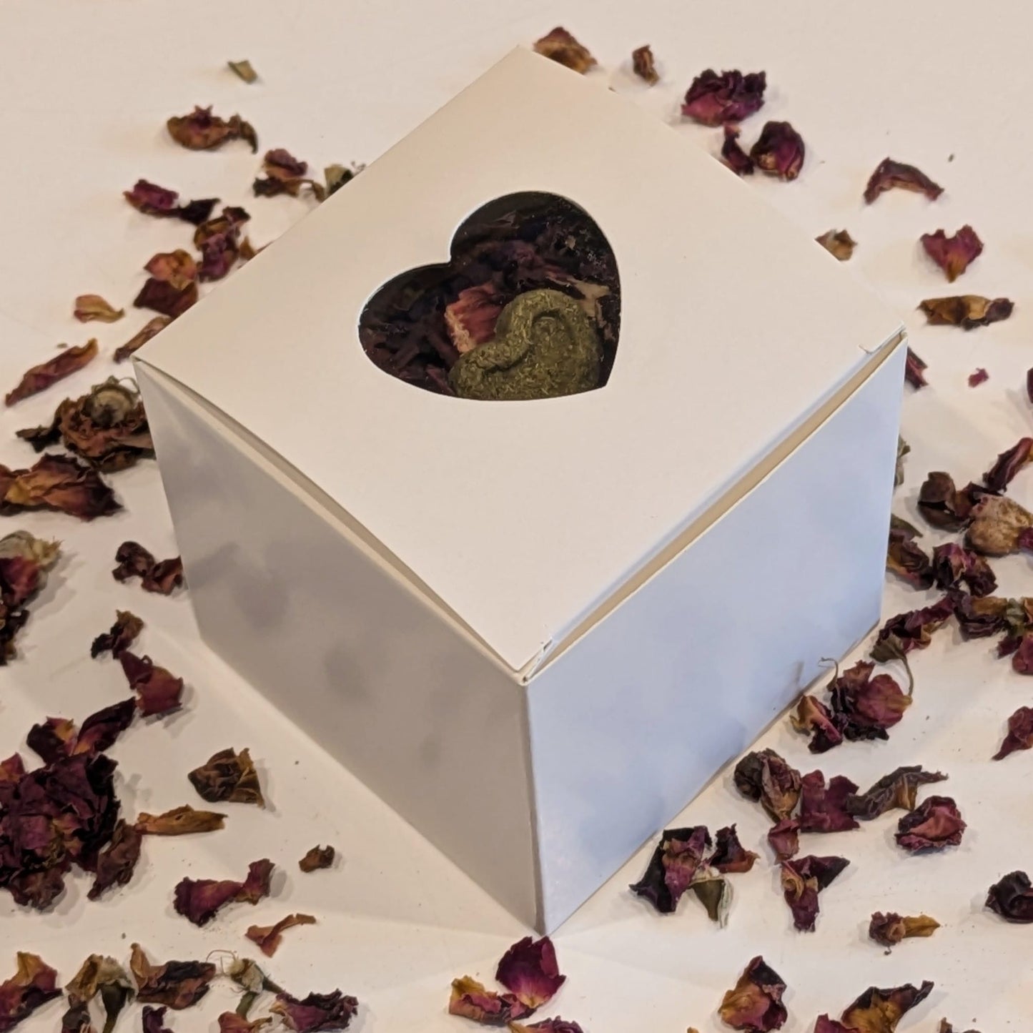 Forage Heart Box